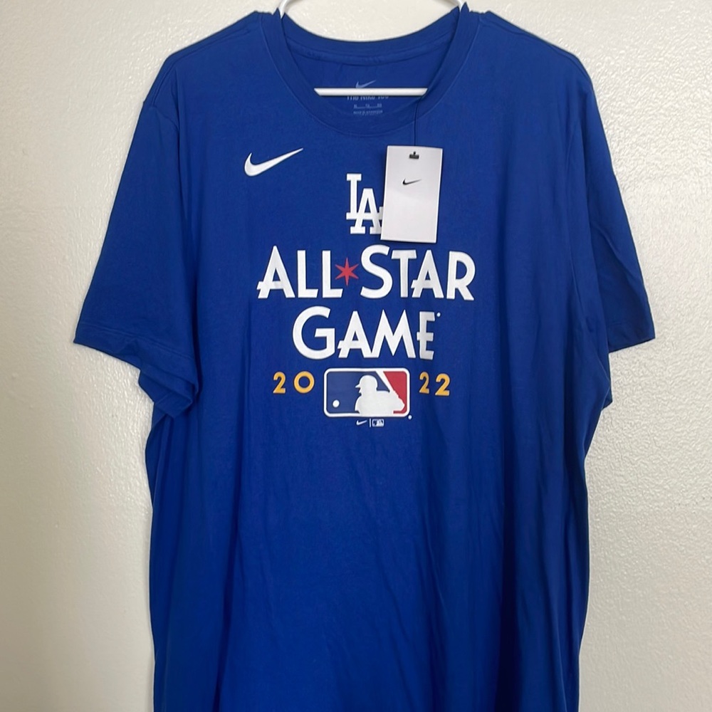 NIKE LA dodger t shirt **brand new**